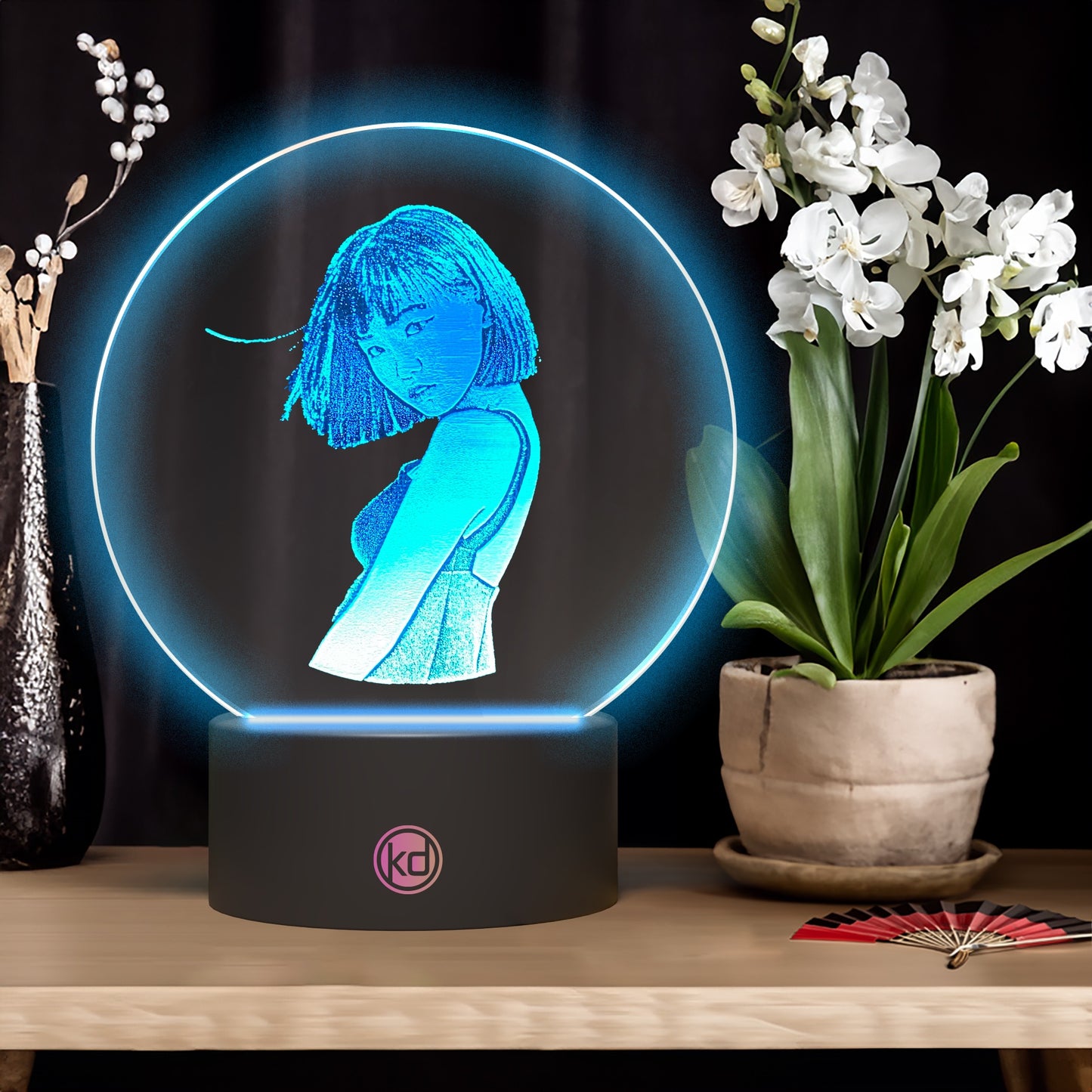 Idol LED Lamp